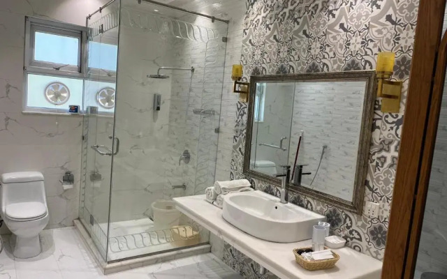 Arish Luxury Suites
