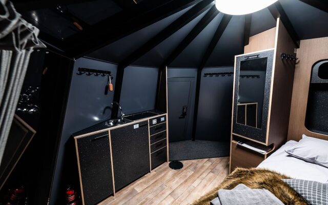 Yggdrasil Igloo Water Huts