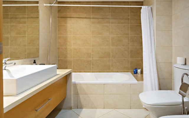 CG 11F - Garden - Cabanas Gardens