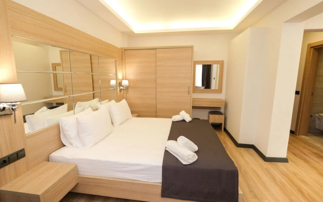 Alesta Seaside Residence