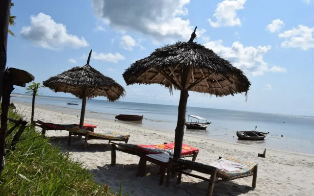Juani beach bungalows