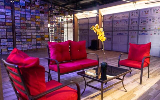 Euro Hostal - Hostel