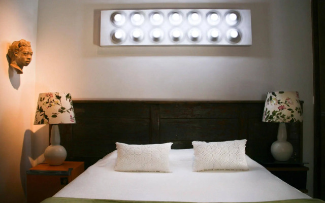 Modernistas Hospedagem e Arte