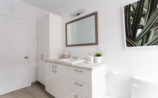 Trendy Little Italy 3 Bedroom Condo