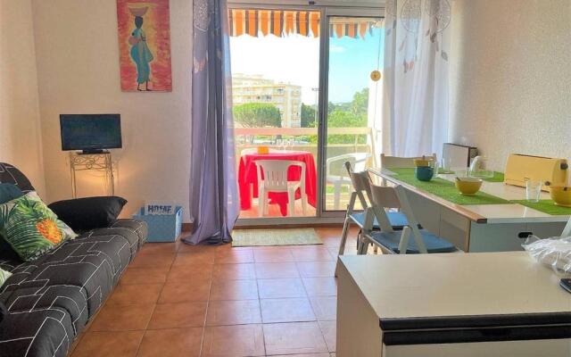Appartement Le Lavandou, 1 pièce, 4 personnes - FR-1-251-236