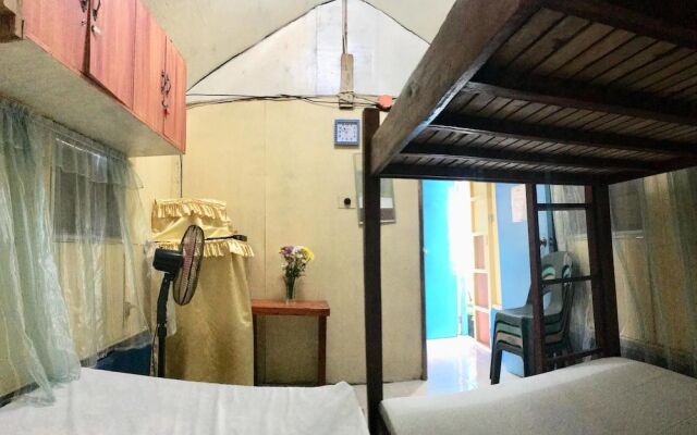 Dew Drop Inn Oceanside B&B