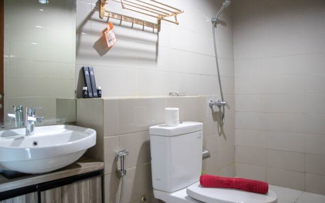 Elegant And Comfy 2Br Apartment At Springhill Terrace Residence