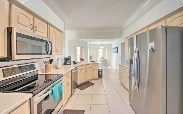 Pool & Fenced Yard: Sebring Retreat