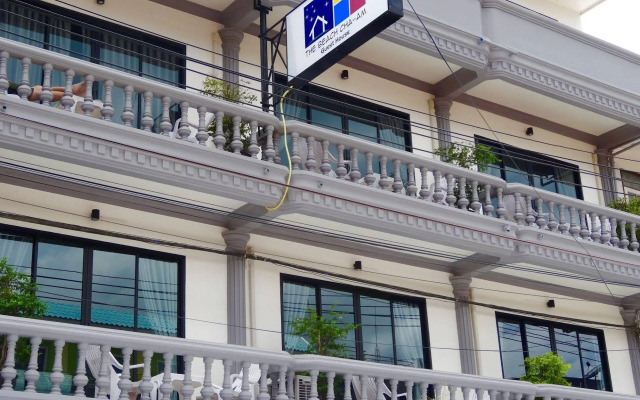 The Beach Cha Am Guest House