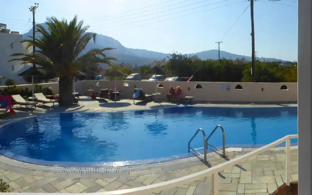 Avra Hotel