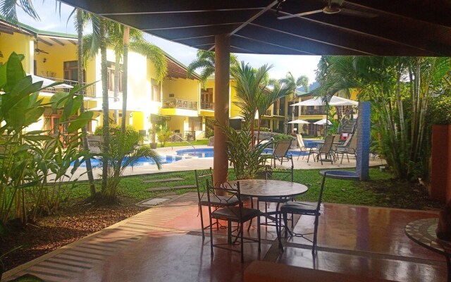 Club del cielo Unit 1