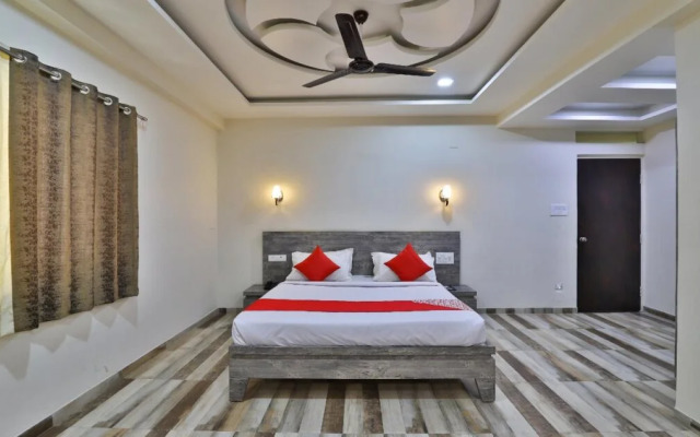Hotel Rowton by OYO