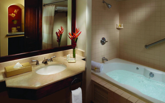 Courtyard by Marriott San Jose Escazu