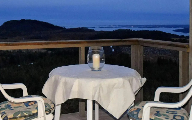 Holiday Home in Lyngstad