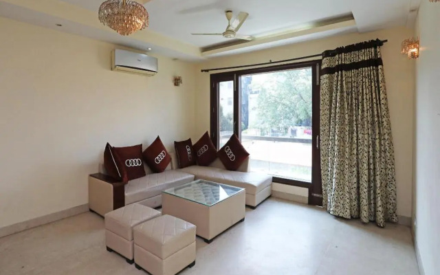 South Paradise by OYO Rooms