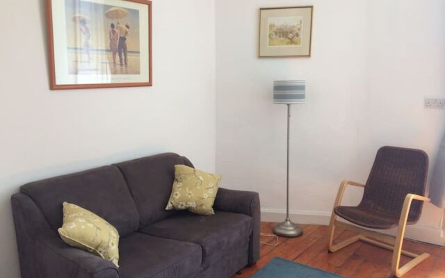 1 Bedroom Murrayfield Apartment