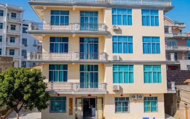 Meizhoudao Zhaoxi Chaoxi Homestay (Lianchiao Shatan Beach)
