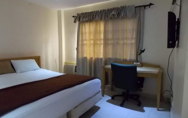 Mikagn Hotel And Suites