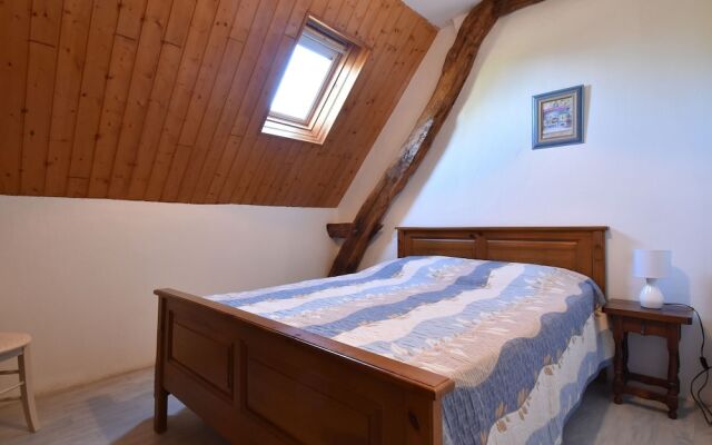 Modern Holiday Home in Florimont-Gaumier with Private Pool