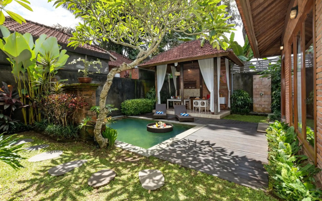 Ubud Raya Resort