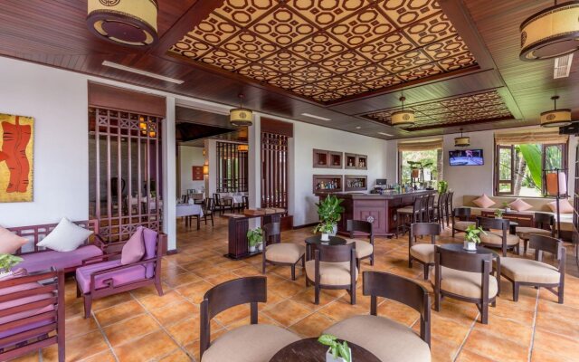 Lapochine Beach Resort (Formerly Ana Mandara Hue)