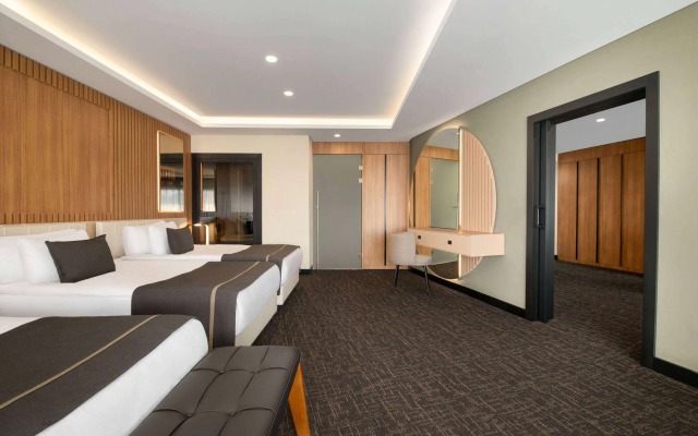 FT Lotus Thermal Hotel&Spa, Trademark Collection By Wyndham