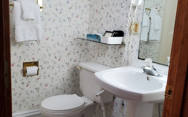 The Rugosa Guest House