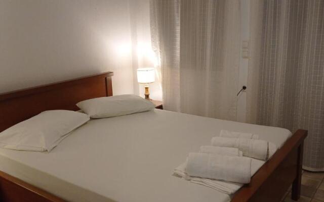 Hotel Raptis Residence