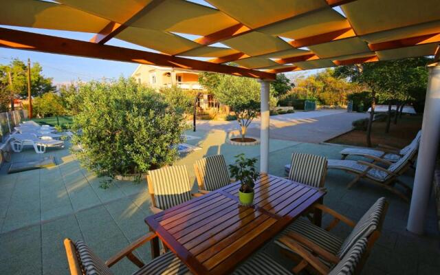Apartments Nikaia