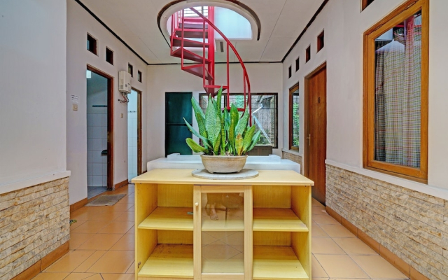 OYO Life 92589 Geusan Ulun Residence