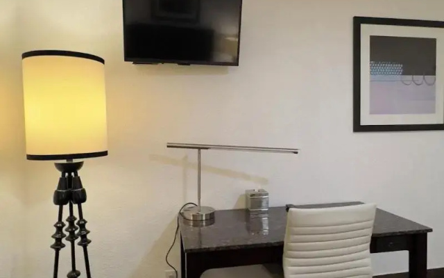 Budget Motel