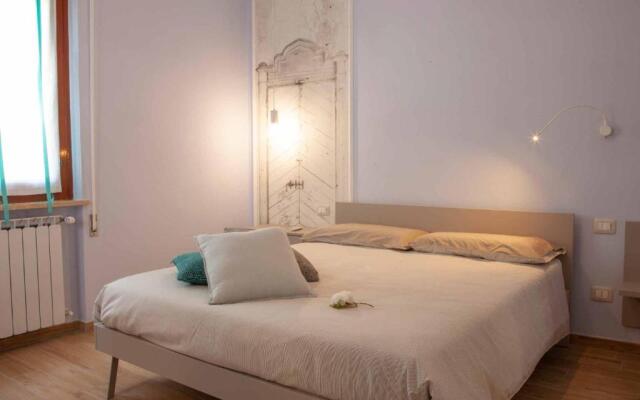 La Camelia Bianca B&B