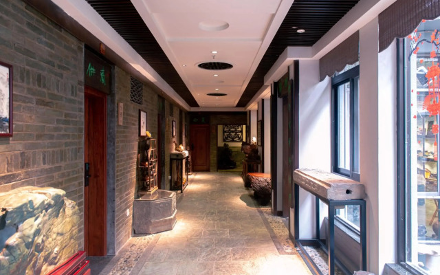 Aroma Tea House