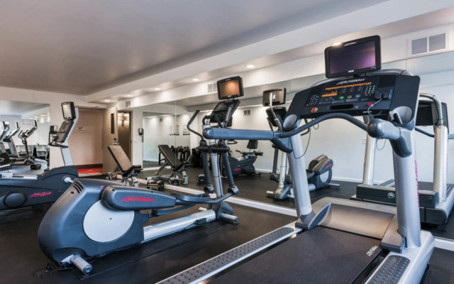 The Kenilworth Hotel - Newark Airport West