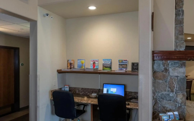 Truckee Donner Lodge