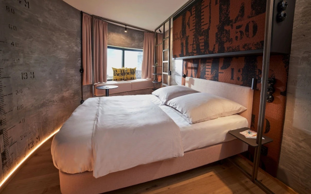 John & Will Silo-Hotel by Guldsmeden