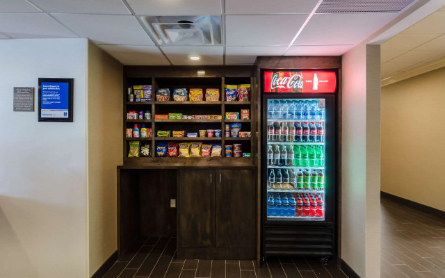 Comfort Inn Randolph - Boston