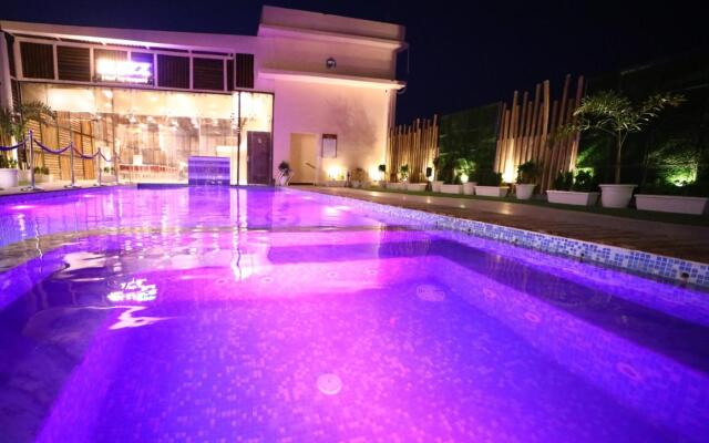 Primeland Hotel