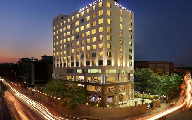 Mercure Hyderabad KCP Hotel