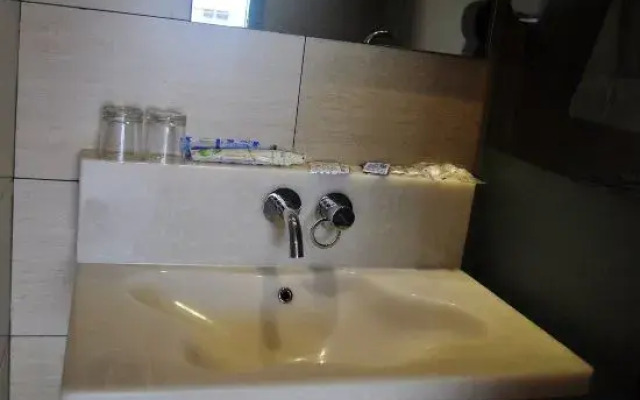 Tiantai Lanting Theme Hotel