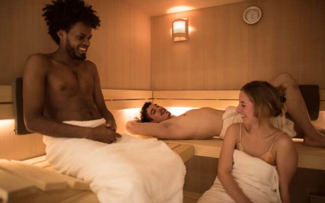 The Green Elephant Hostel & Spa