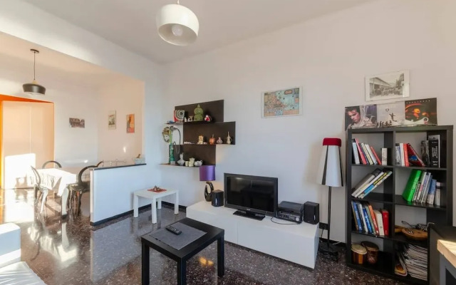 Altido Spacious 2BR Flat w/ Stunning Views