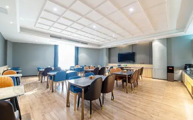 Mousi Light Luxury Hotel