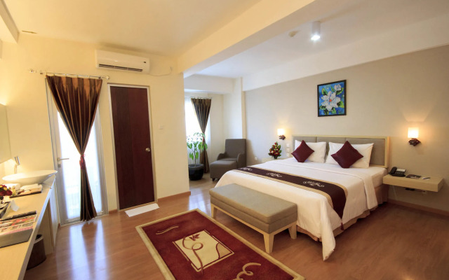 Gunawangsa Manyar Hotel Surabaya