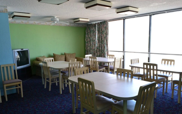 Royal Hawaiian Motel