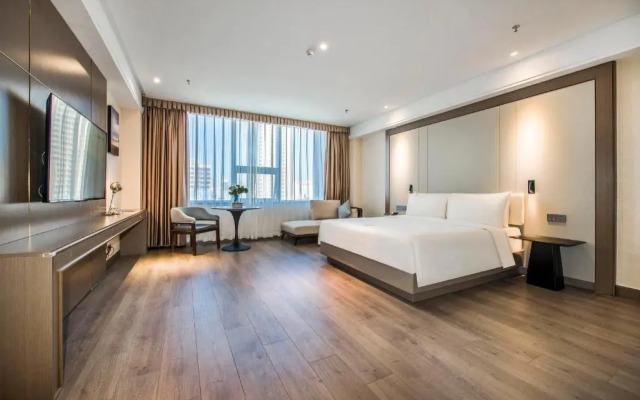 Yangjiang Jiangcheng Junyi Square Atour X Hotel