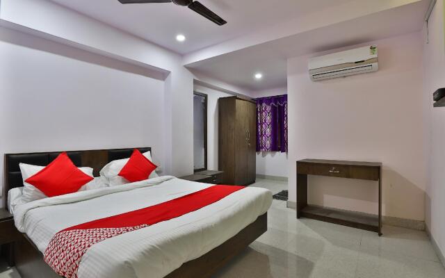 Hotel Jalsa Palace by OYO Rooms