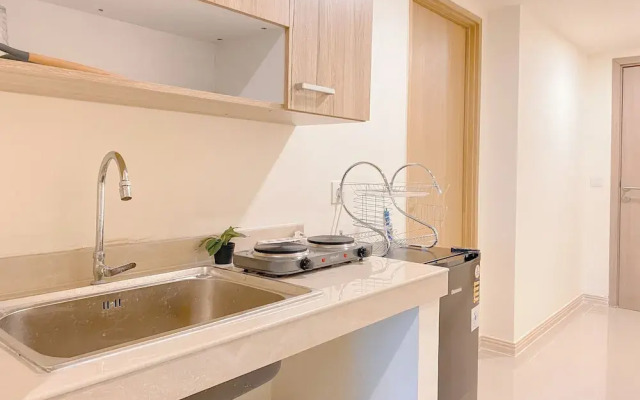 Minimalist And Tranquil 2Br Meikarta Apartment