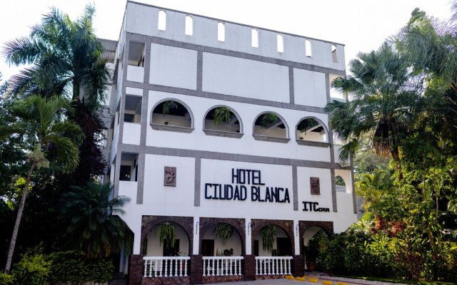 Hotel Ciudad Blanca