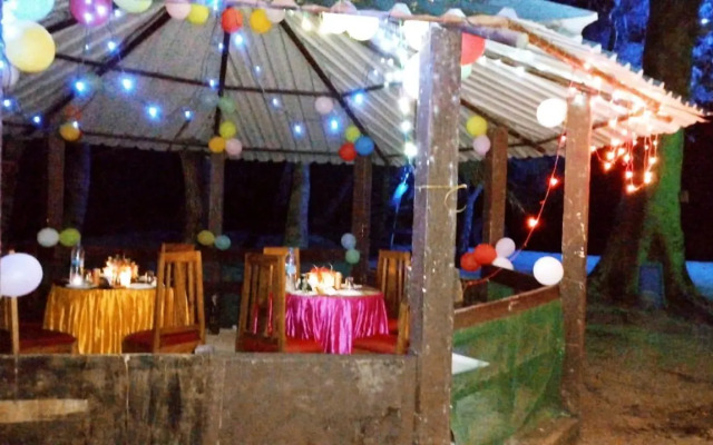 Coconhuts Beach Resort-Neil Island
